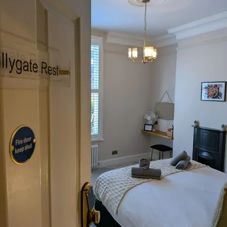 Gillygate Rest