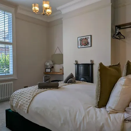 Gillygate Rest York